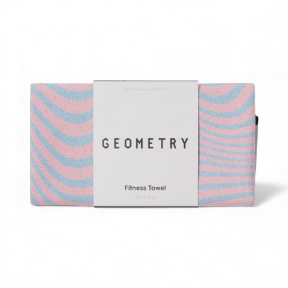 Geometry Vibe Check Fitness Towel NWT/In Package